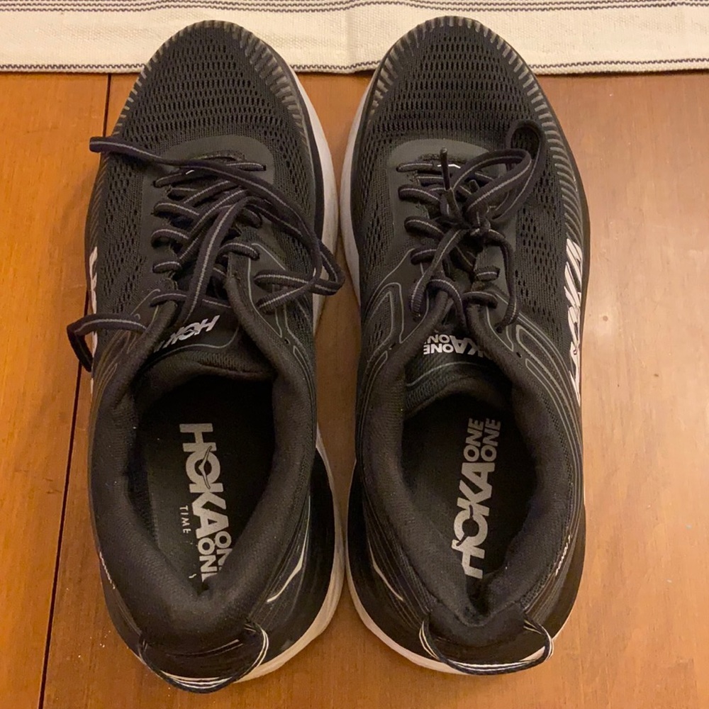 Women’s Wide Hoka Cliftons